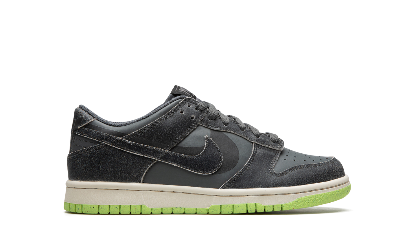 Dunk Low SE GS "Halloween - Cauldron" DQ6215 001