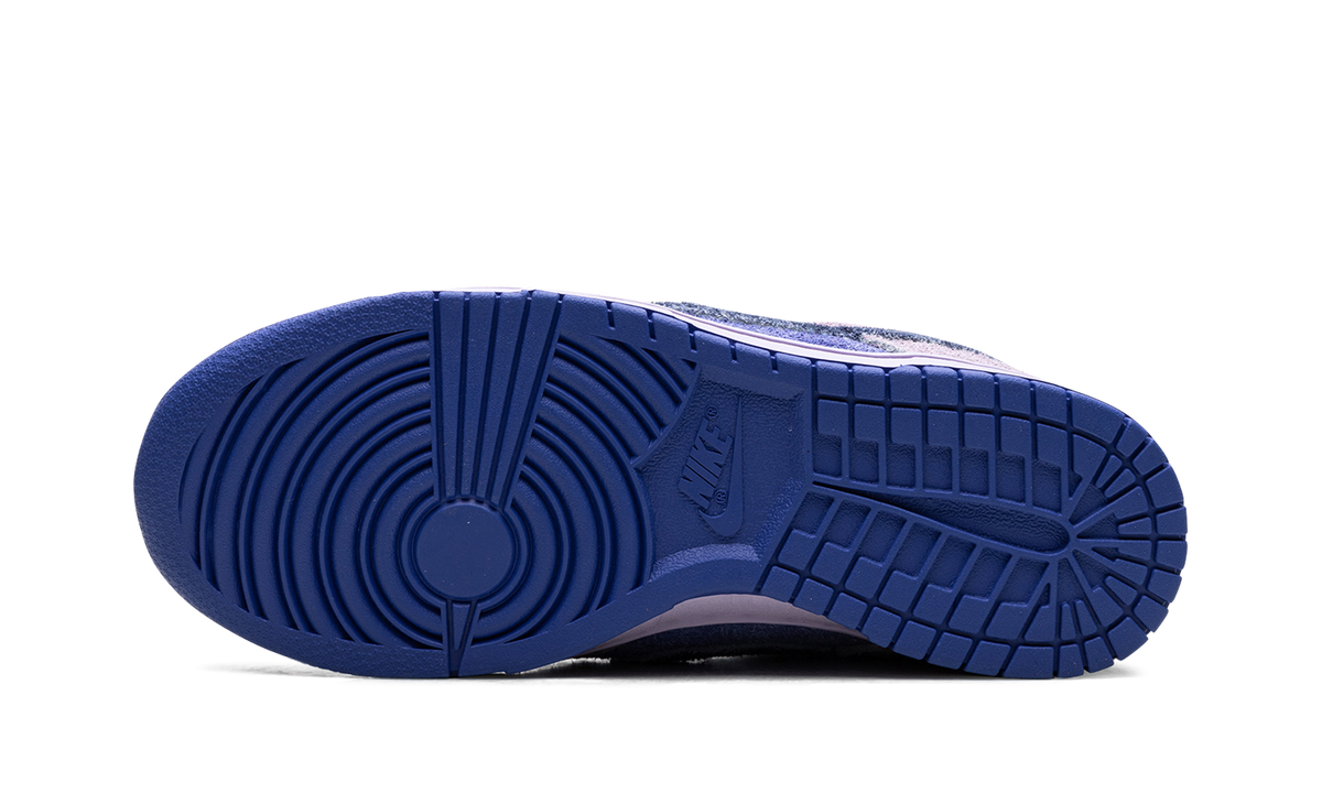 Dunk Low SE WMNS "Hydrangeas" HQ3431 515