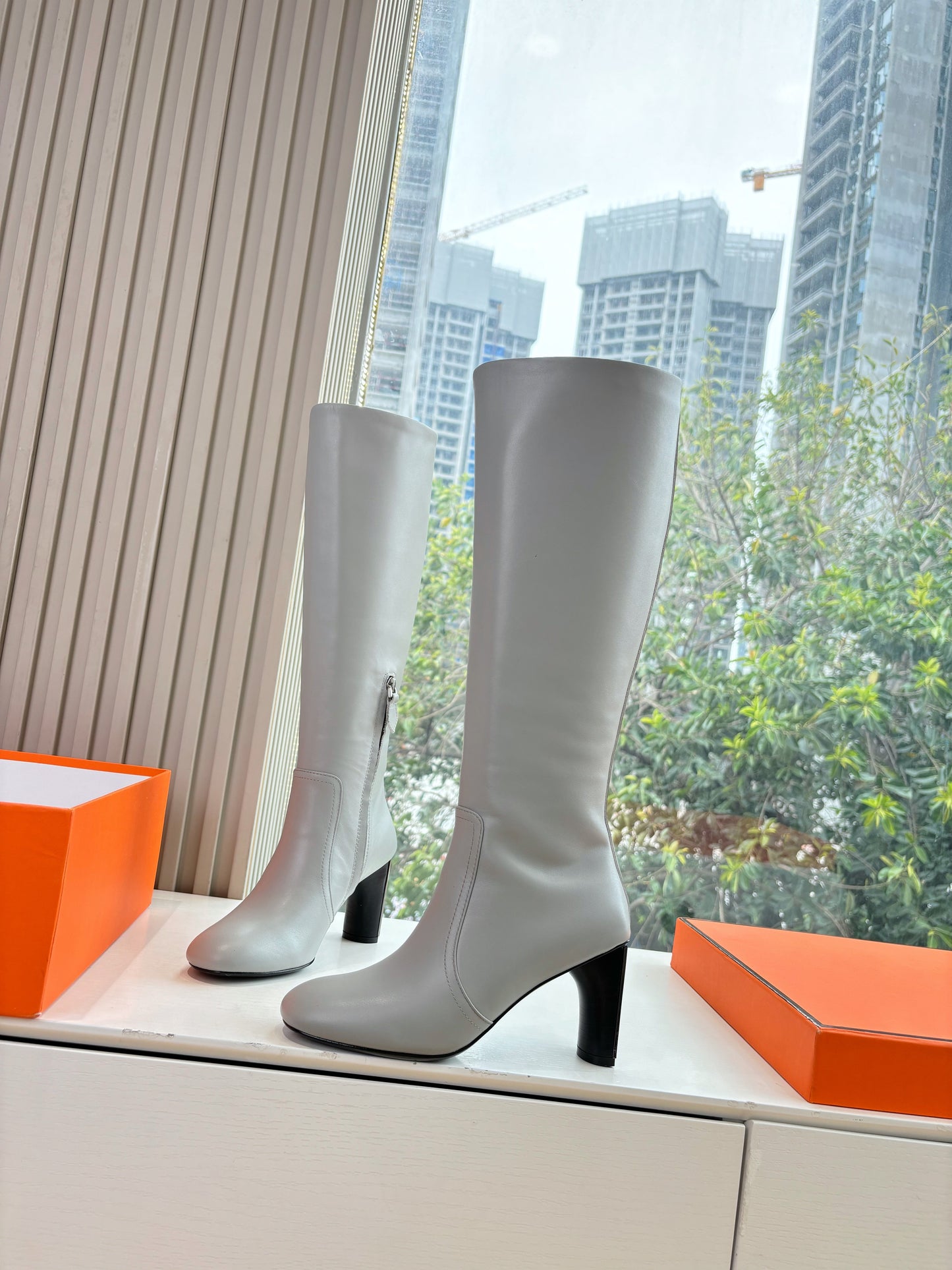 HM Lisa Long Boot 55mm Grey Cowhide 548772