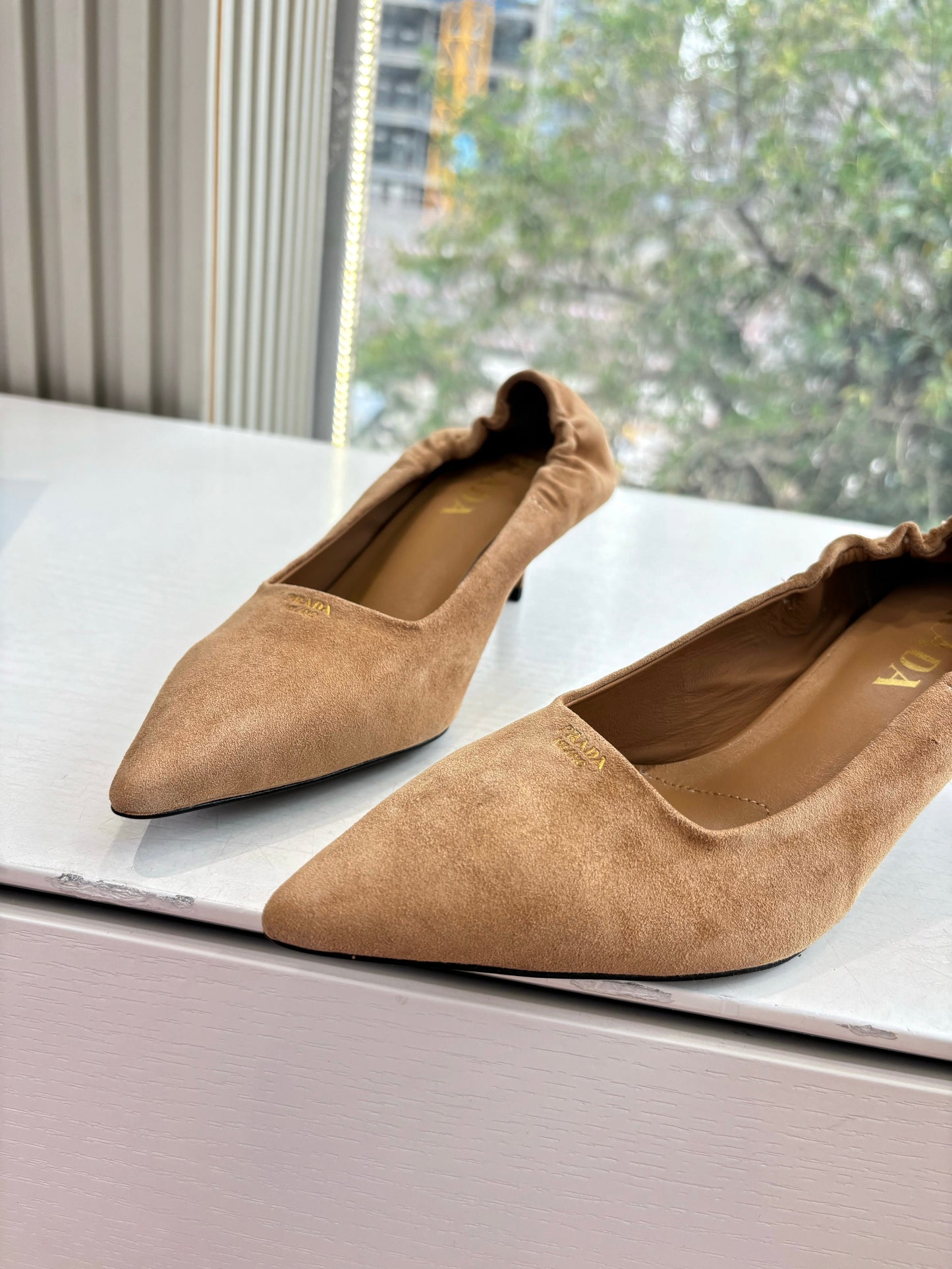 Prada Pointed-Toe Pumps Brown Suede 604176
