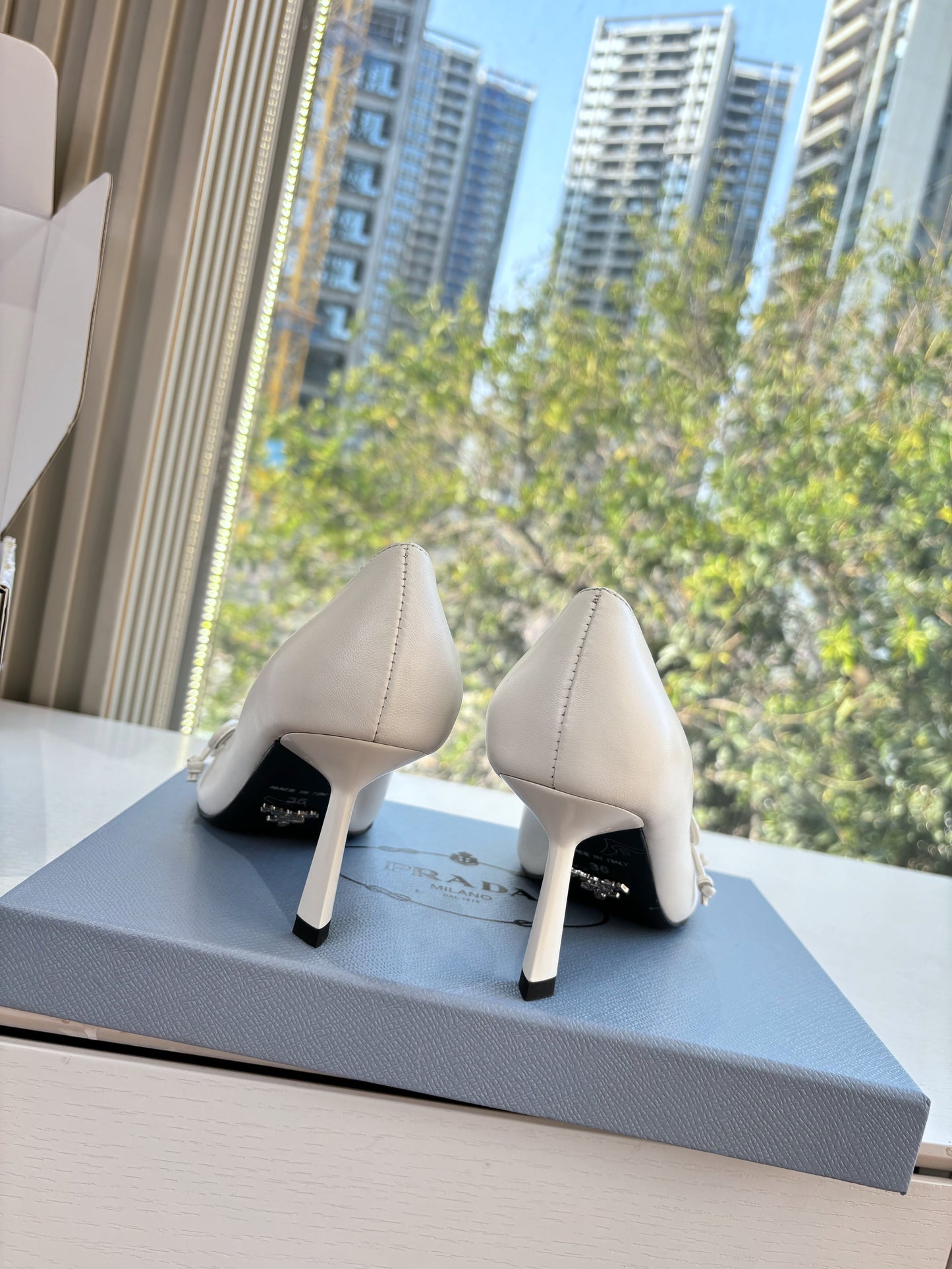Prada G887 26s Slingback White Cowhide 604195