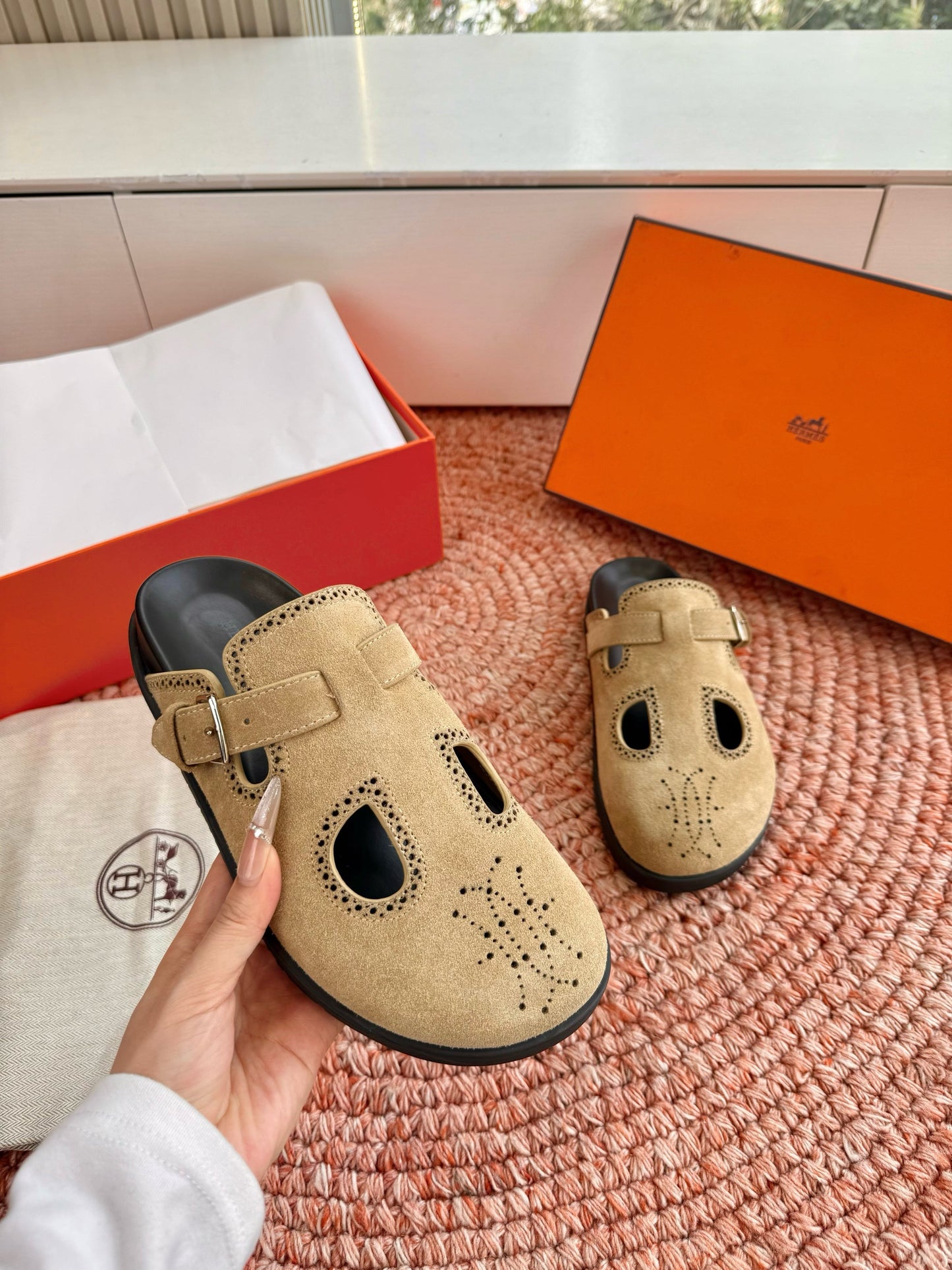 HM Monk Mules Khahi Suede 648493