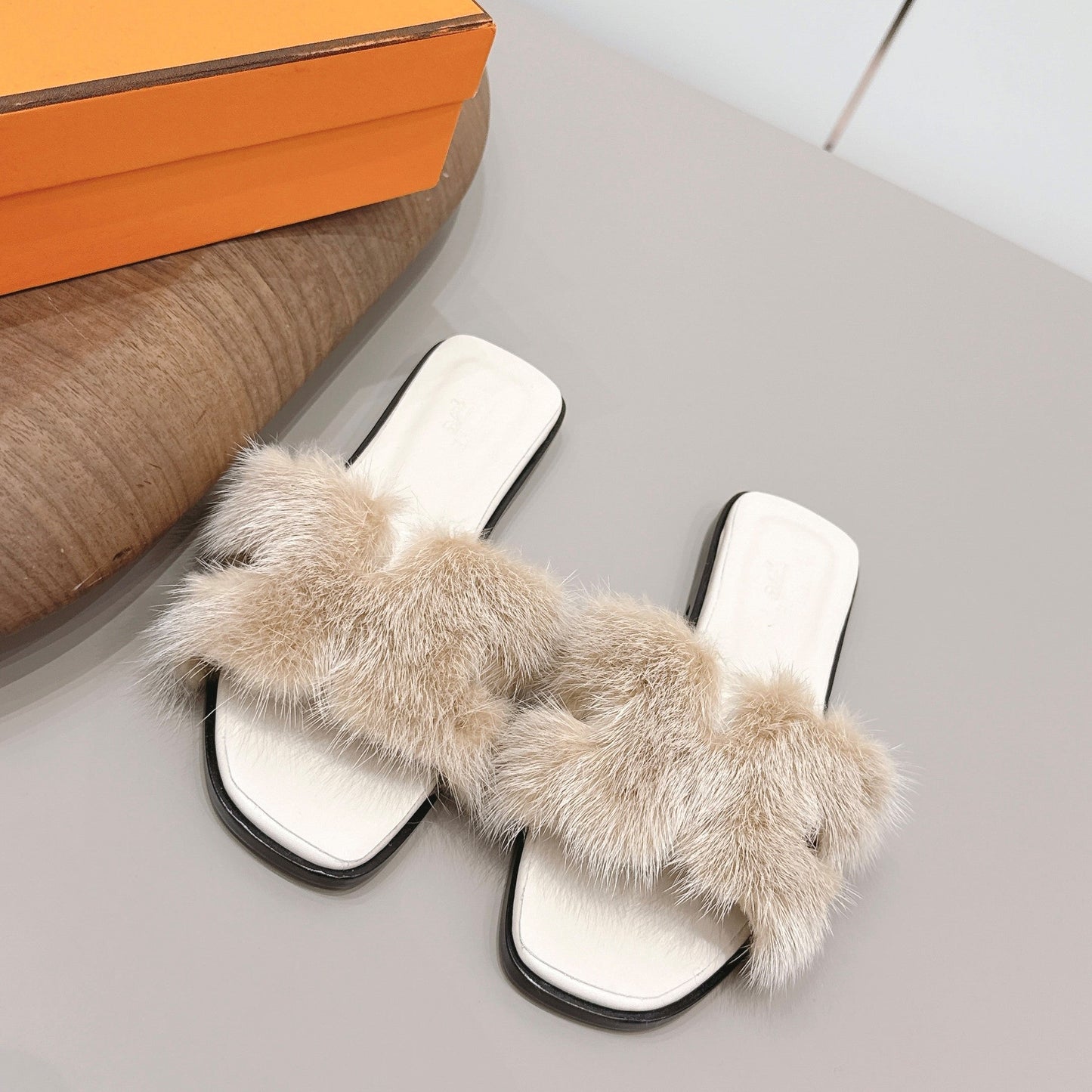 HM 25 Oran Cream Fur Leather 738412