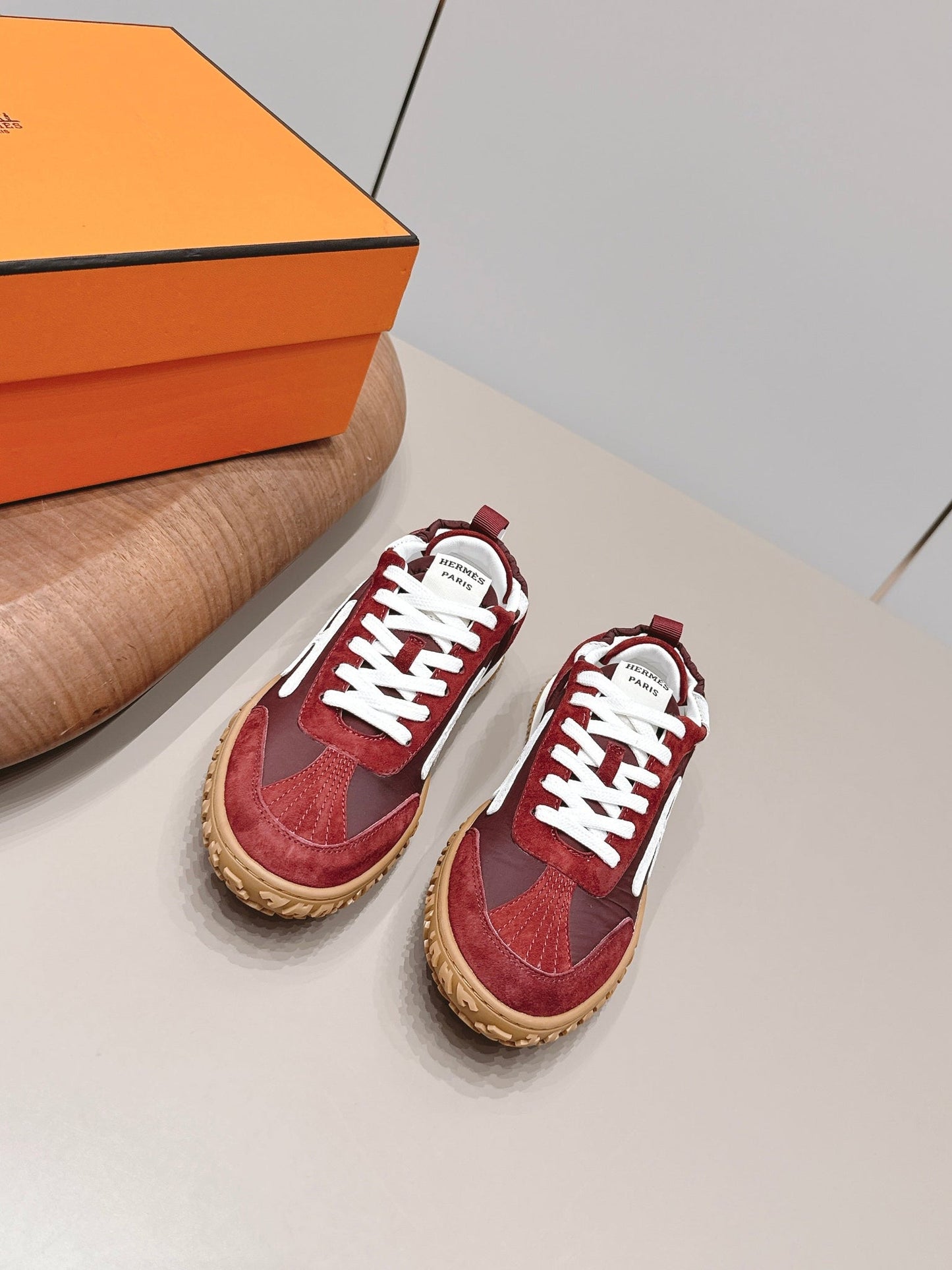HM 26s Bouncing Sneakers Brown Nylon Suede