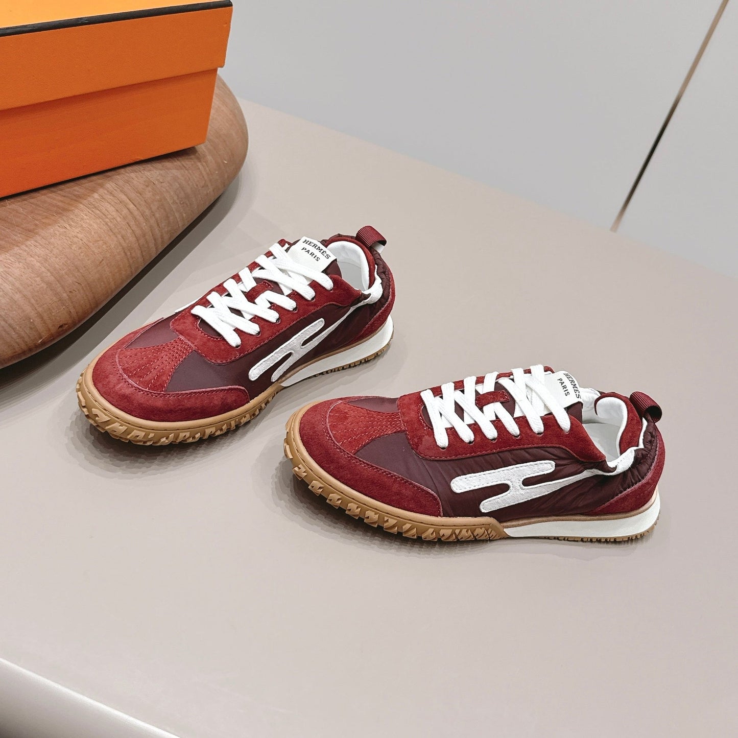 HM 26s Bouncing Sneakers Brown Nylon Suede
