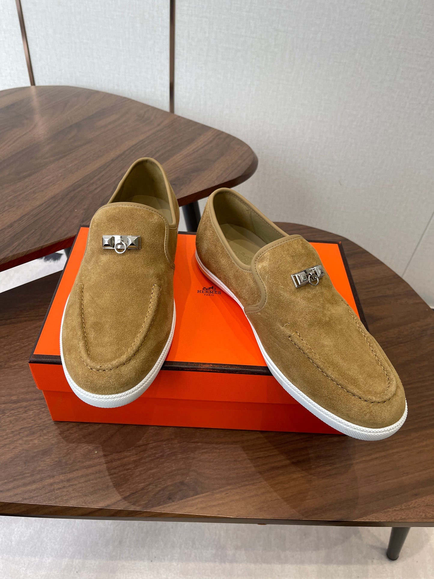 HM Jour Loafers Dark Khahi Suede 579012