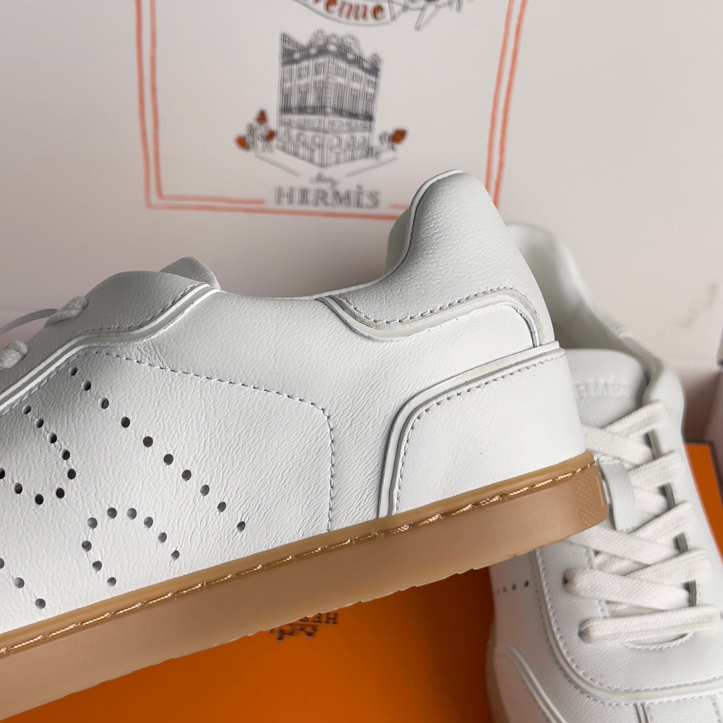 HM Match Sneaker White Sheepskin 609041