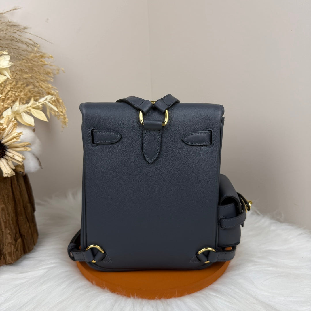HM Kelly Jump Backpack Black Cowhide Gold Hardware 270044