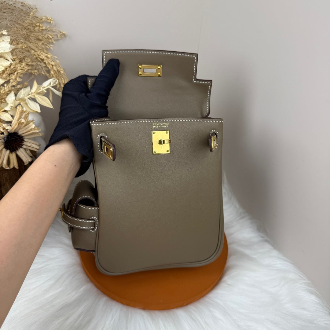 HM Kelly Jump Backpack Taupe Brown Cowhide Gold Hardware 270040