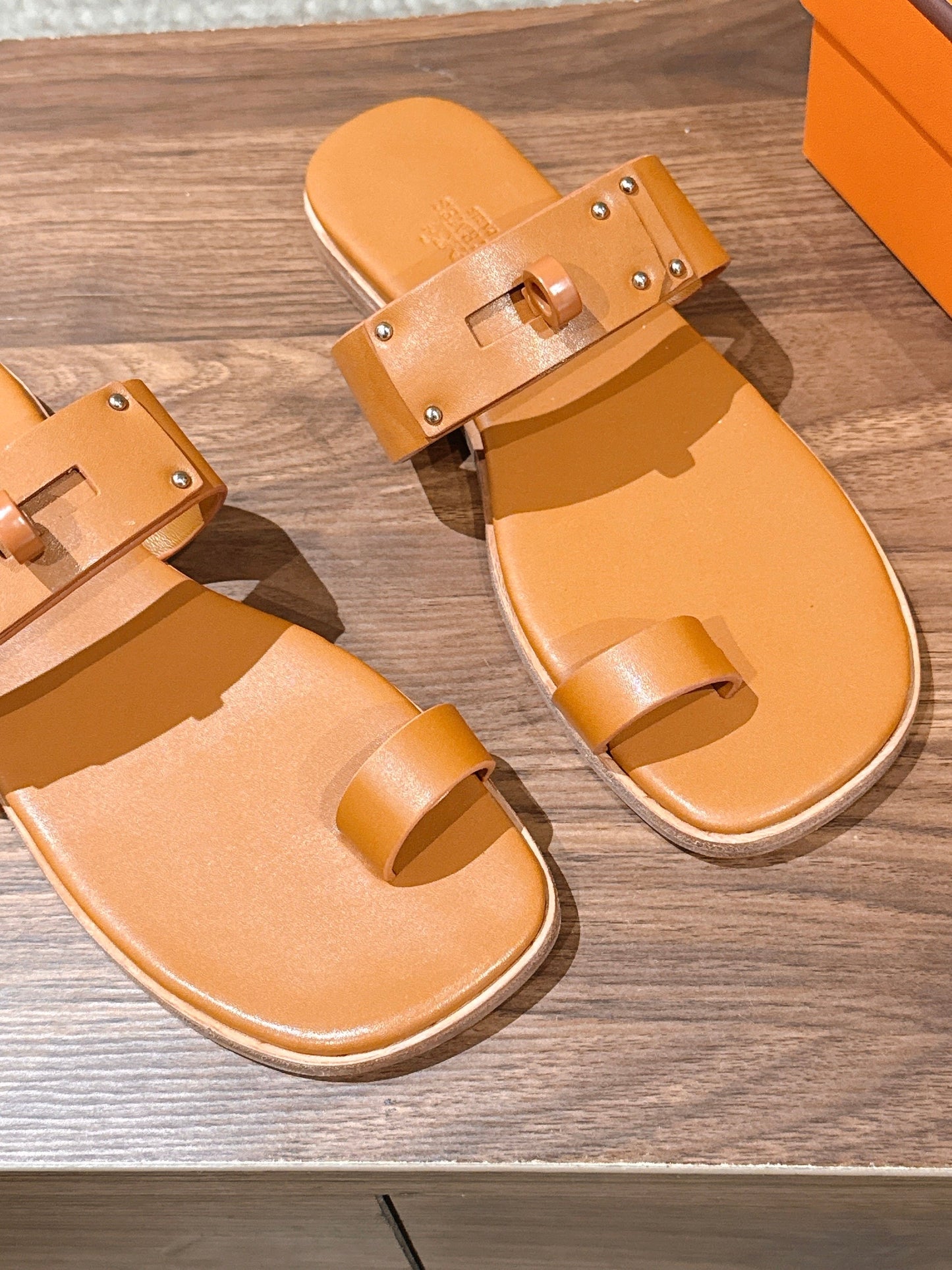 HM July Sandal Tan Sheepskin 795946