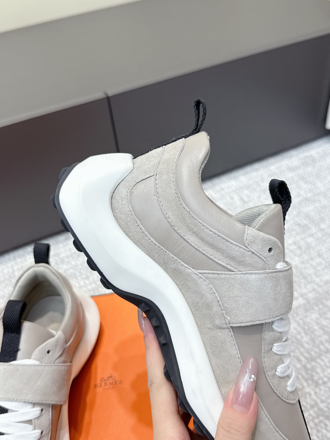 HM 25s Loop Sneaker Gray Suede Lamskin 462189