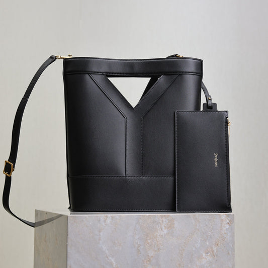 Prada Y Small Bucket 23cm Black Leather