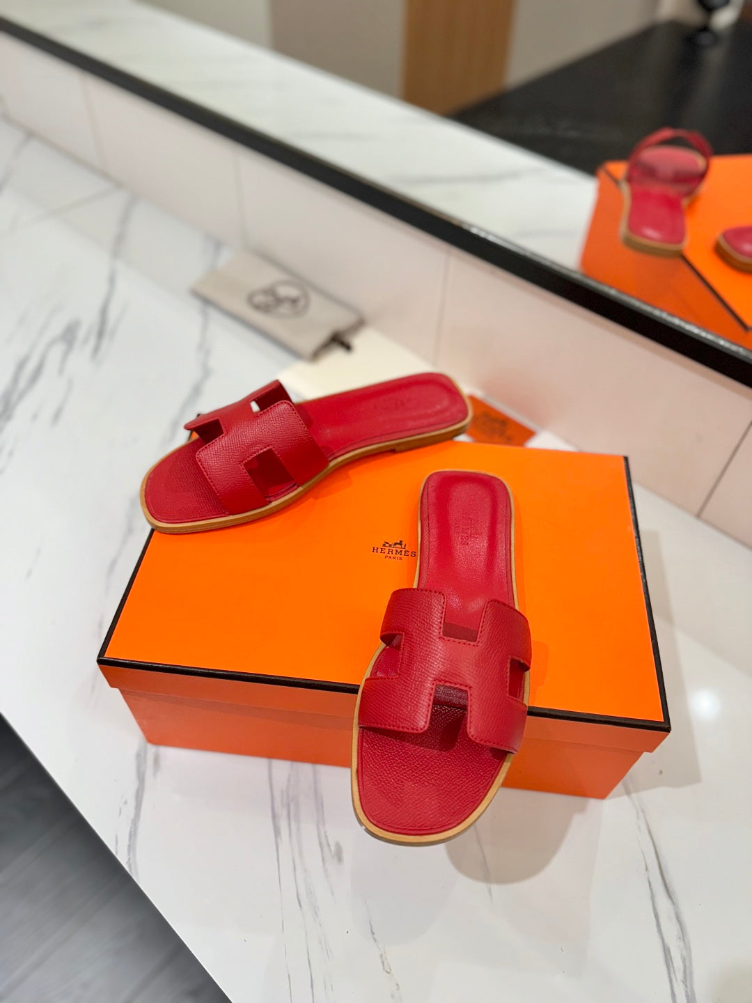 HM Oran Sandal Red Goatskin 294860