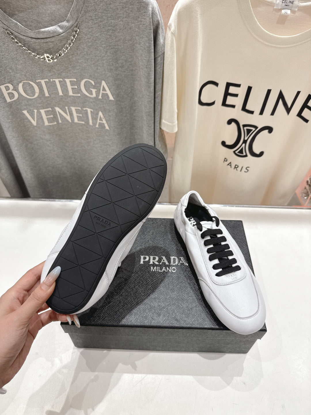 Prada 25s Sneakers white sheepskin 535497