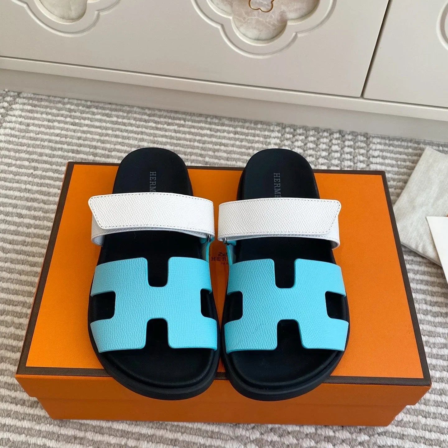HM 2026 Velcro Slippers Black Blue White Cowhide 667466