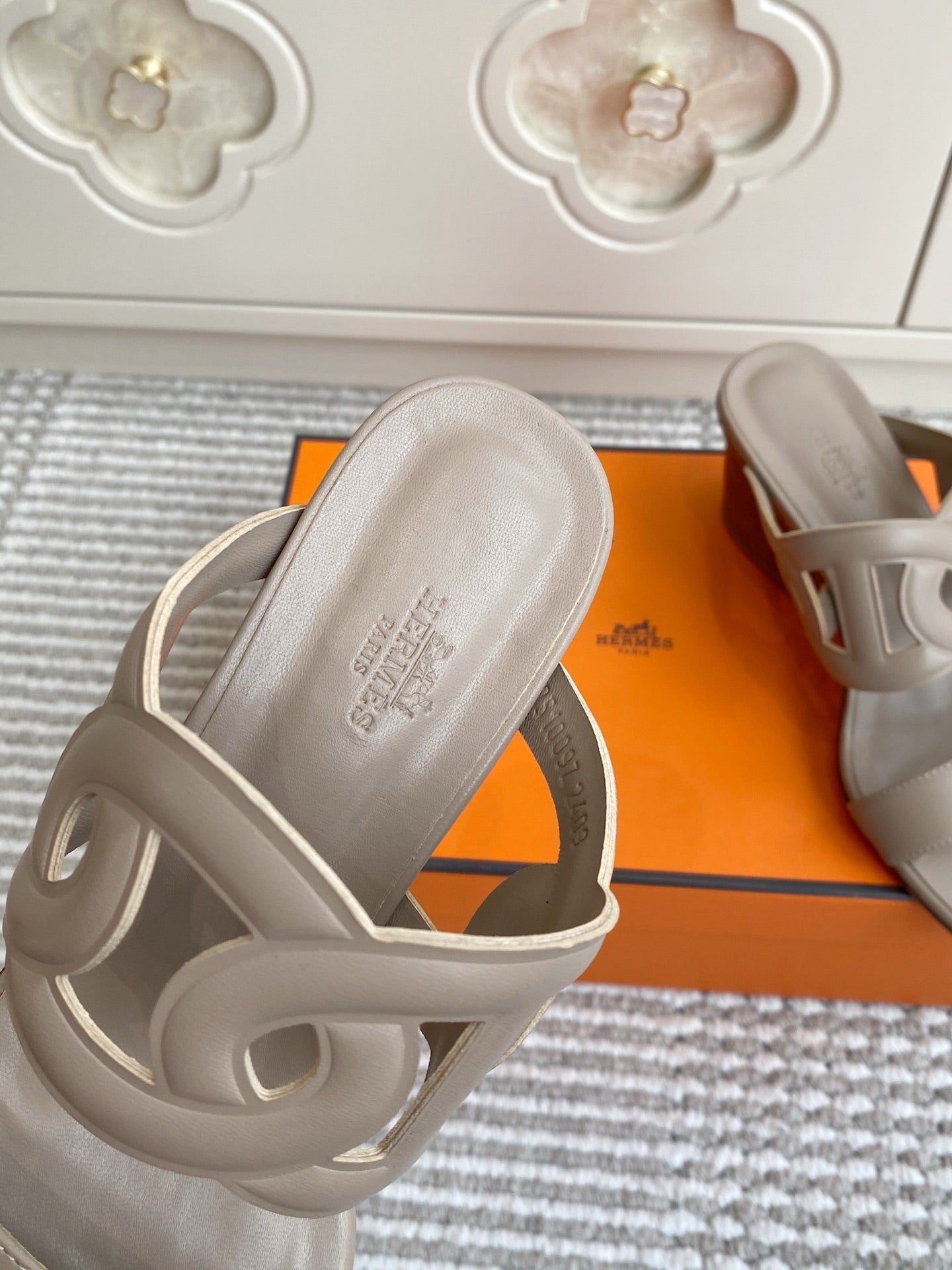 HM Lipari Sandal 7cm Light Taupe Leather 776551