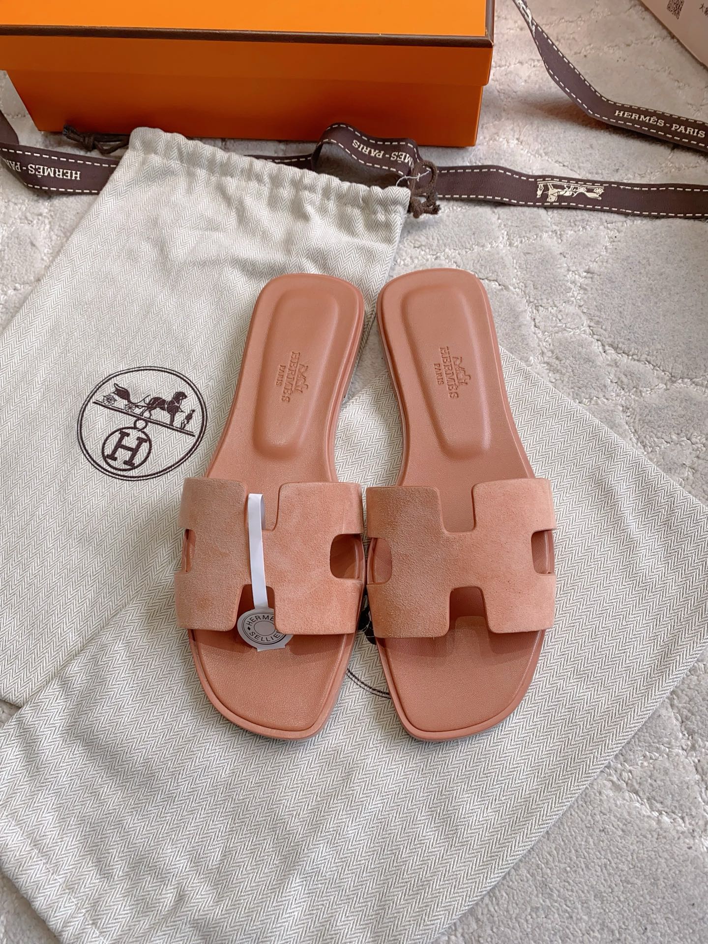 HM 26s Oran Sandal Argyle Rose Suede 724290