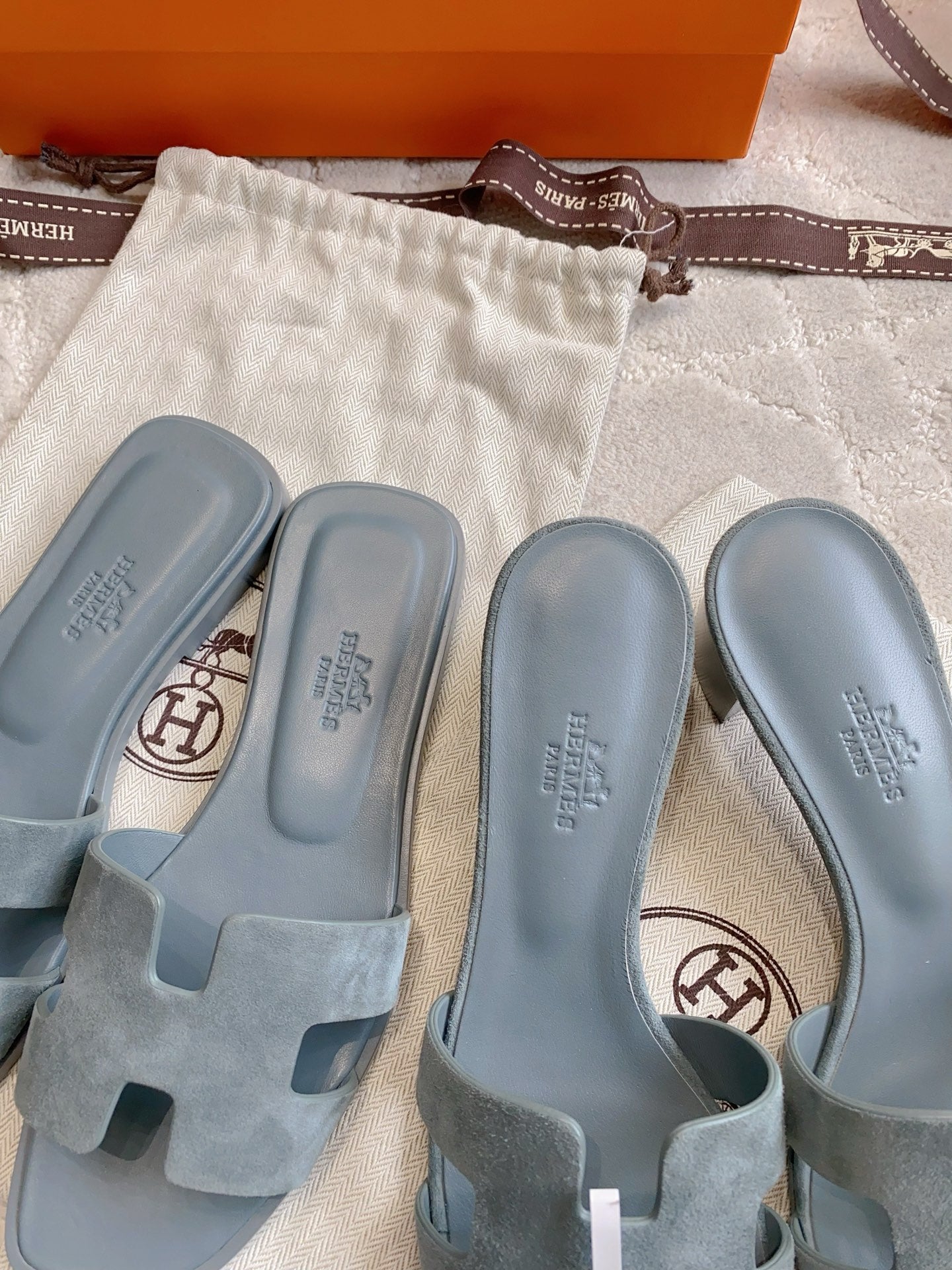 HM 26s Oran Sandal Dark Grey Suede 724292