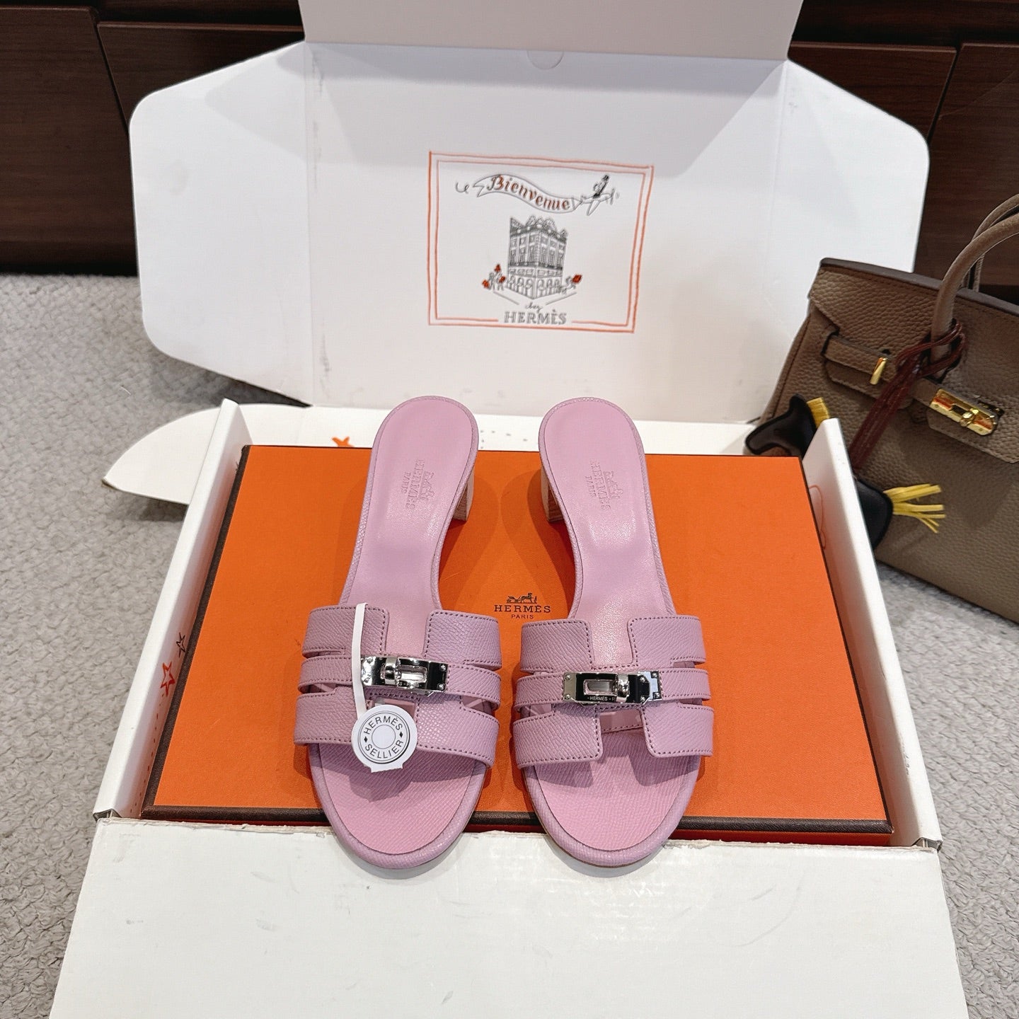 HM Kelly Buckle Sandals 5cm Light Pink Leather 804989