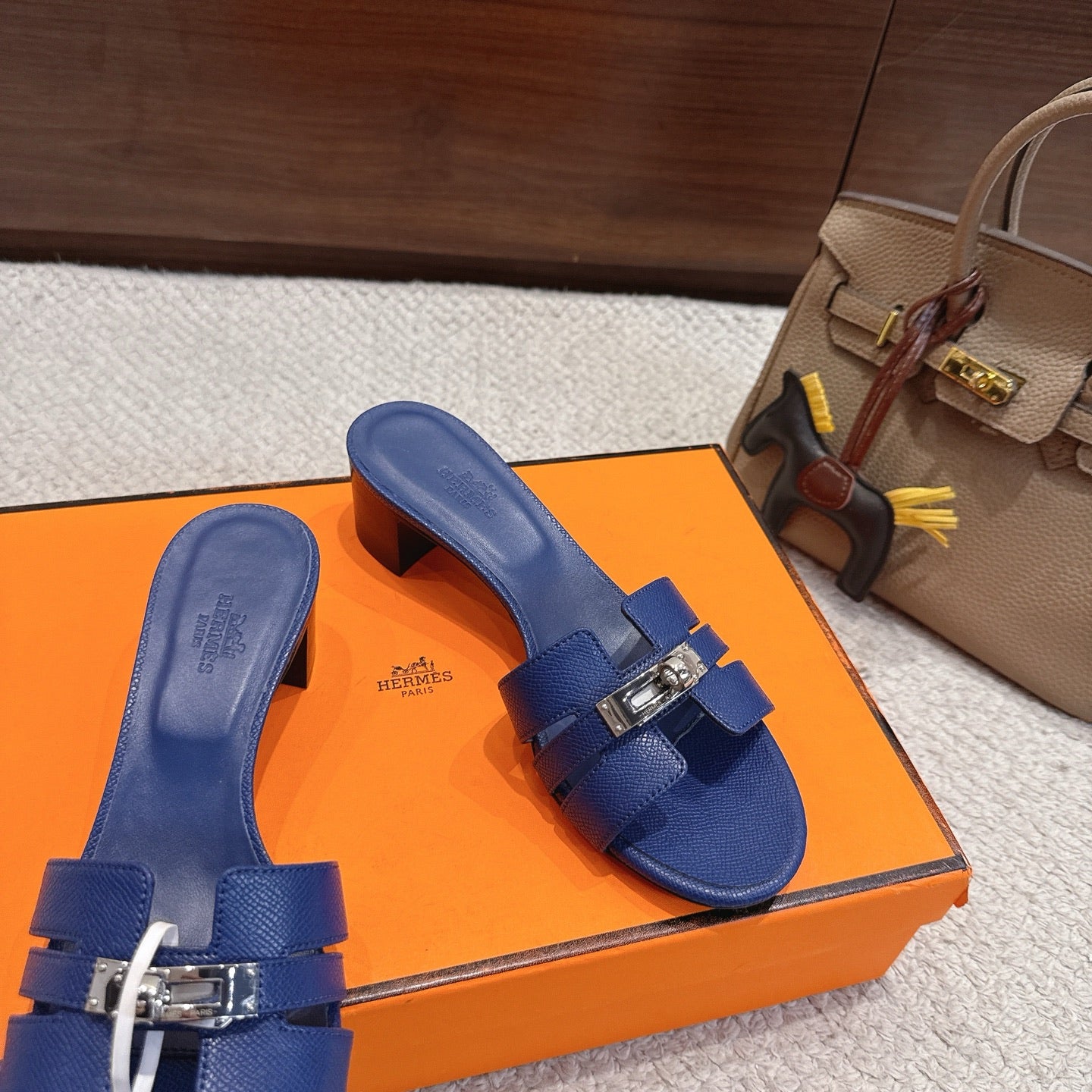 HM Kelly Buckle Sandals 5cm Navy Blue Leather 804992