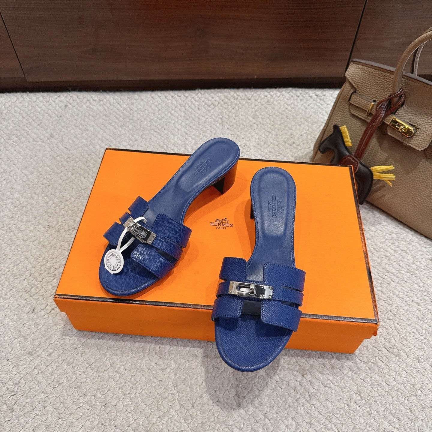 HM Kelly Buckle Sandals 5cm Navy Blue Leather 804992