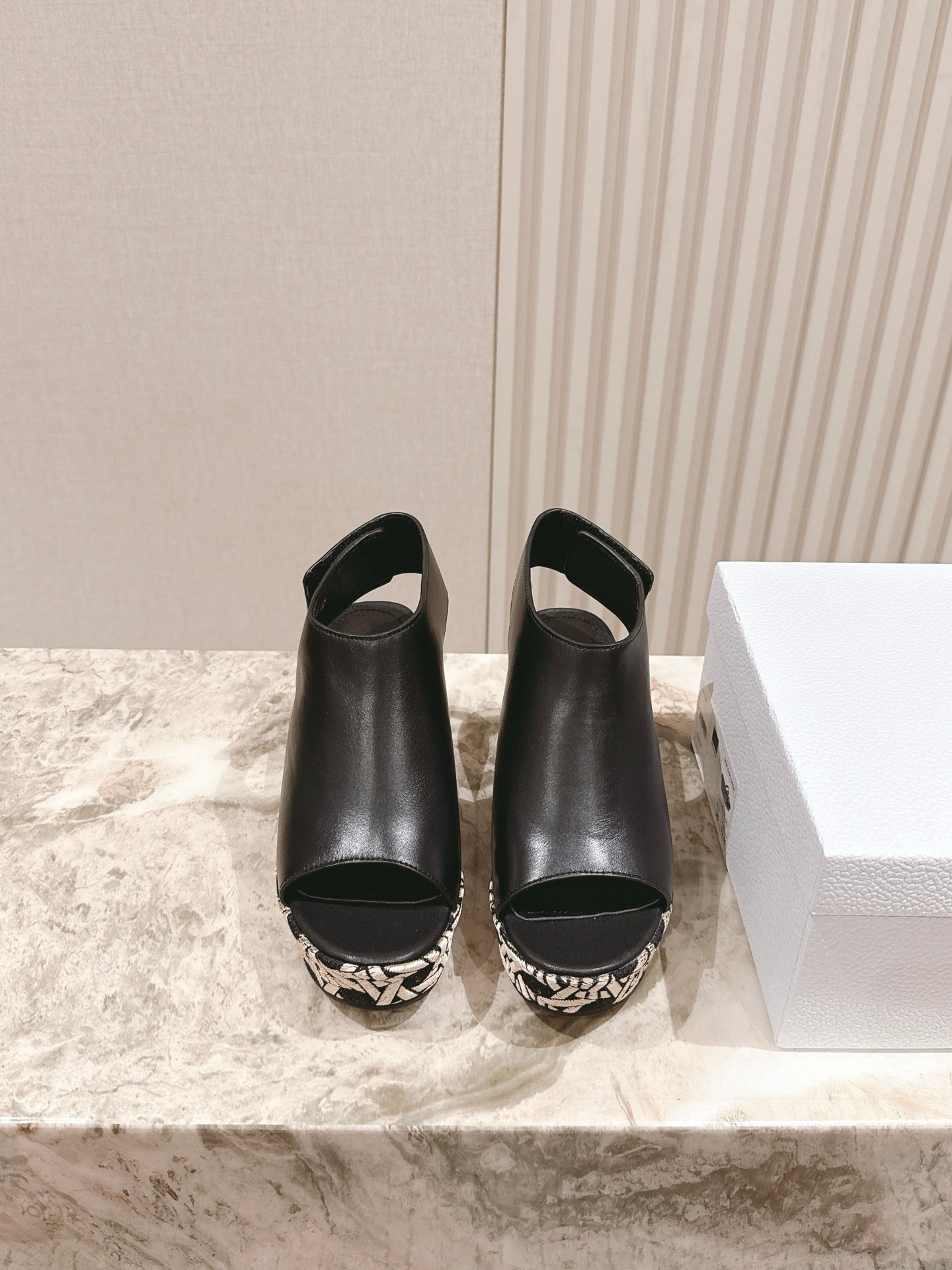 CD Attitude Wedge Sandal 85mm Black Calfskin 483087