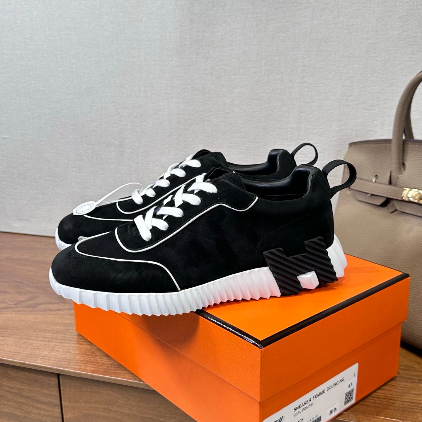 HM 26S Bouncing Sneaker In Black mix White Suede 543814