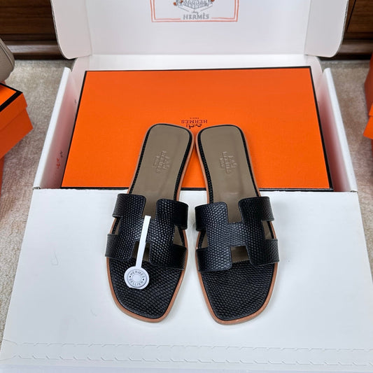 HM Oran Sandal Black Embossed Lizard Leather 802370