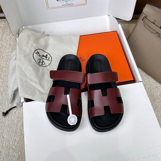 HM Chypre Sandal Black Burgundy Leather 862404