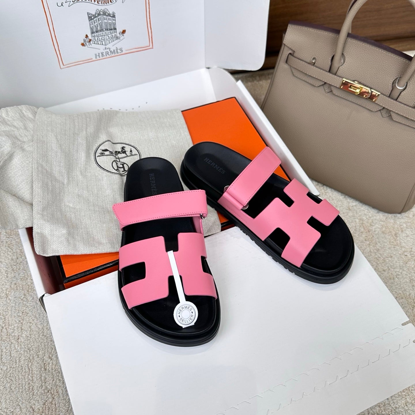 HM Chypre Sandal Hot Pink Black Leather 862407