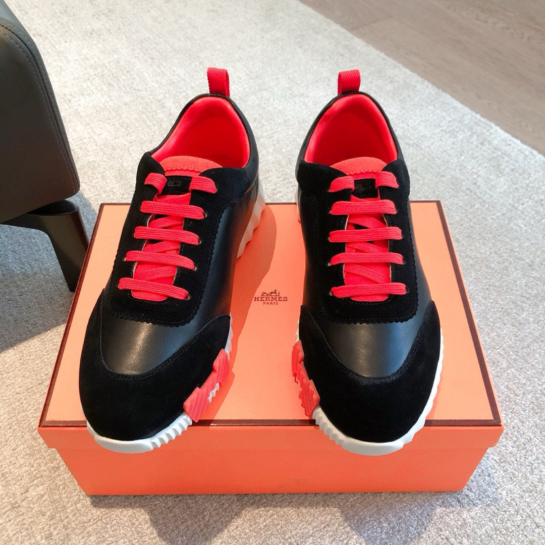 HM Bouncing Sneakers Black Red Suede Sheepskin 705789