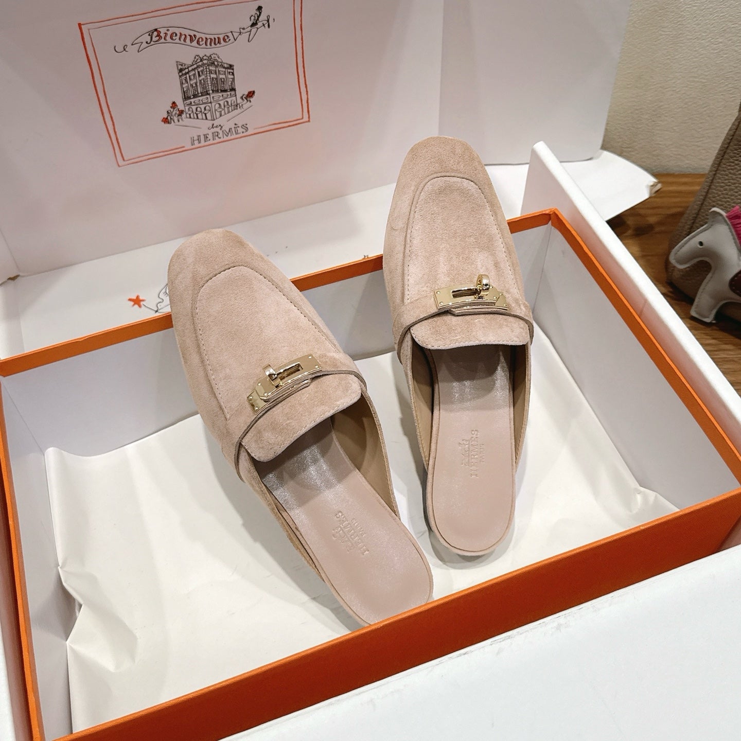 HM 26s Kelly Mule In Light Beige Suede Gold Hardware