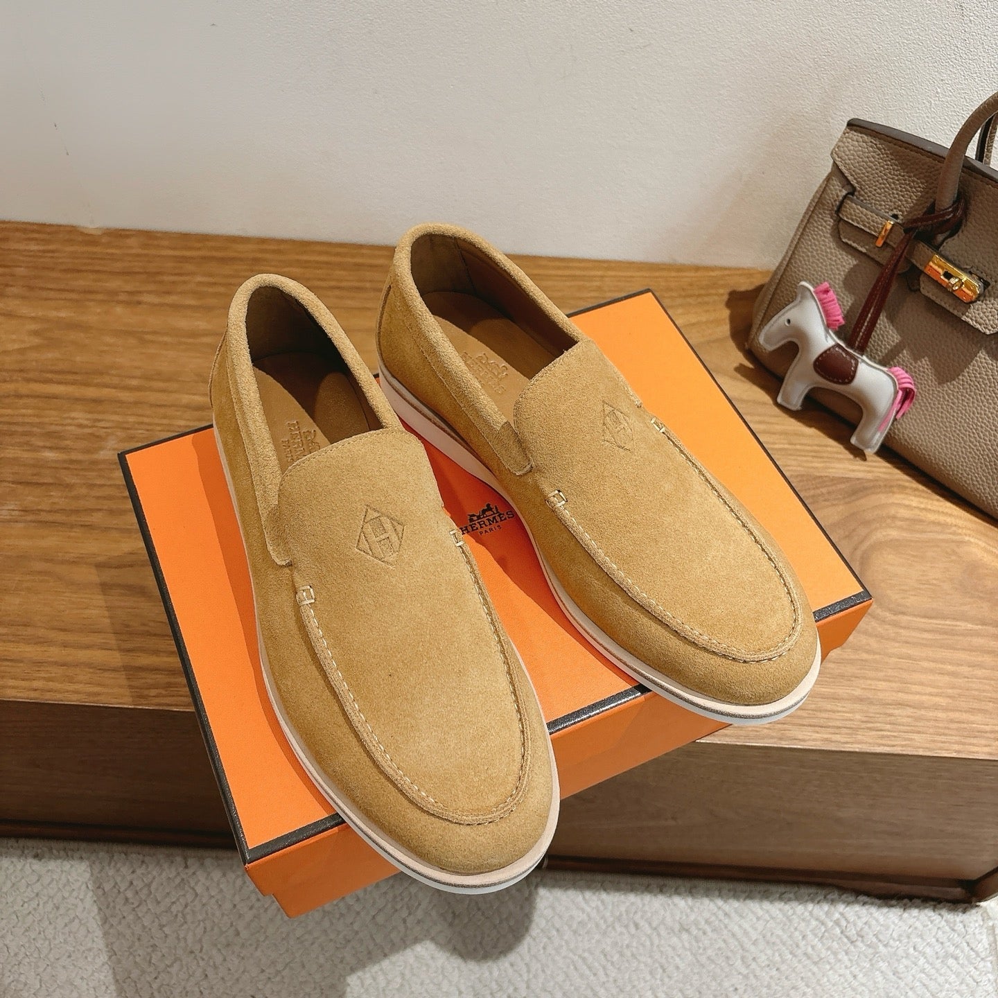HM Impact Loafers Light Beige Suede 526163