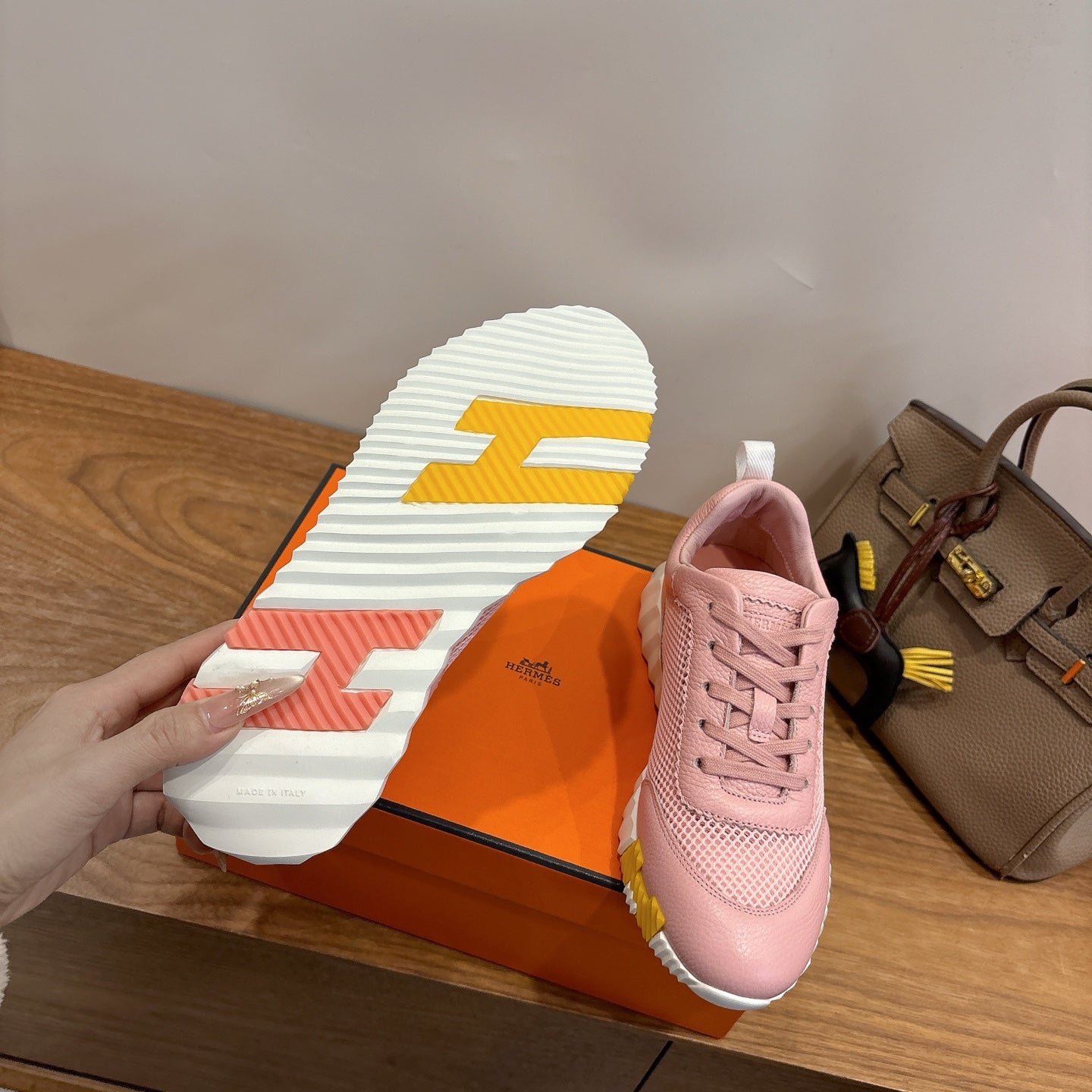 HM 26ss Sneakers Pink Leather 638568