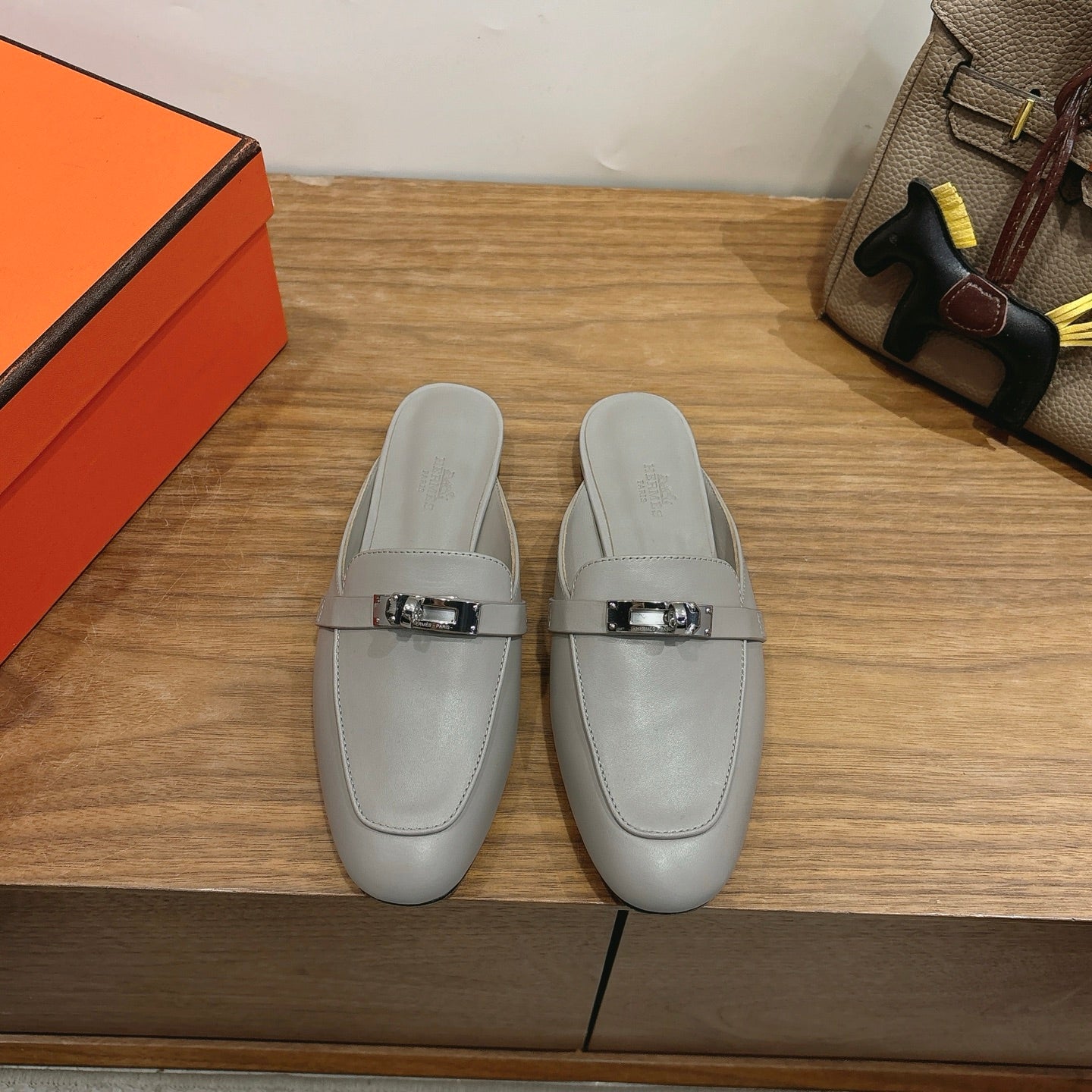 HM 26s Kelly Mule In Grey Calfskin Silver Hardware