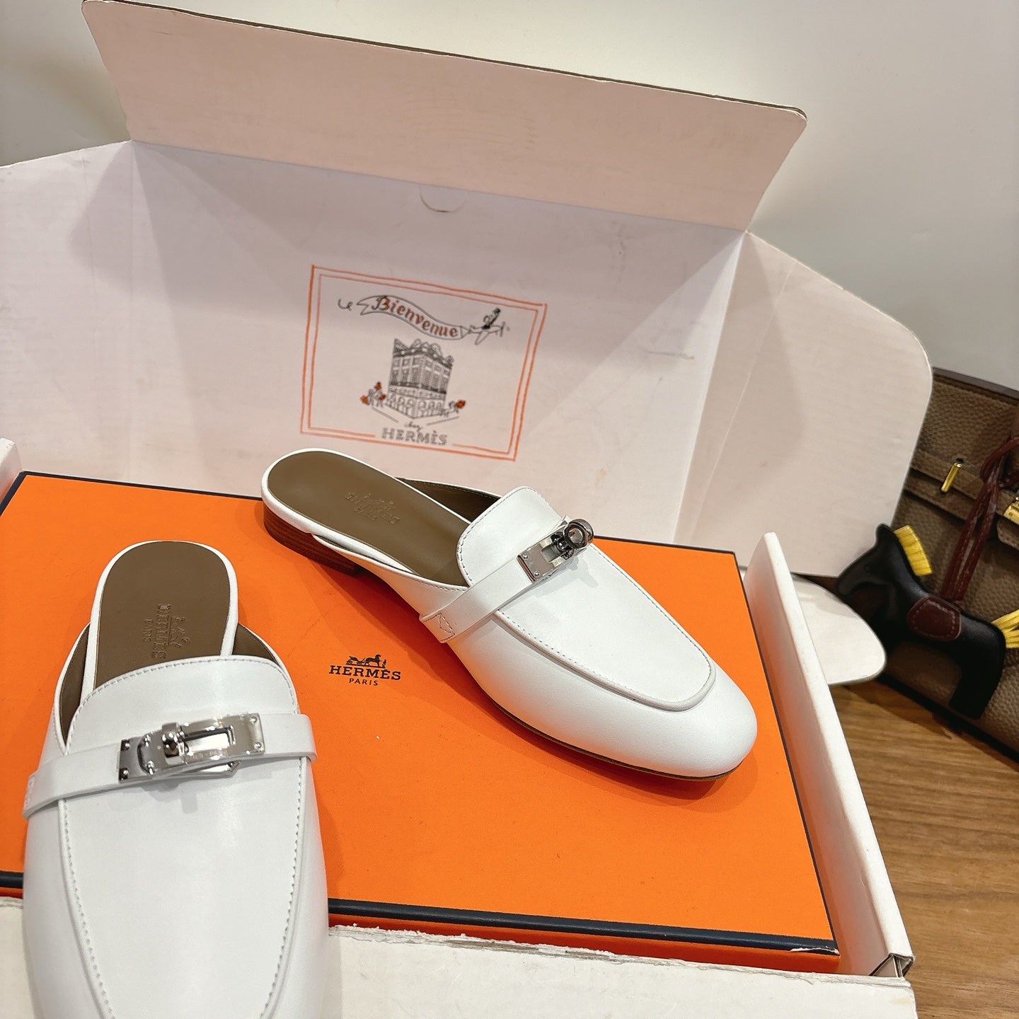 HM 26s Kelly Mule In White And Brown Calfskin Silver Hardware