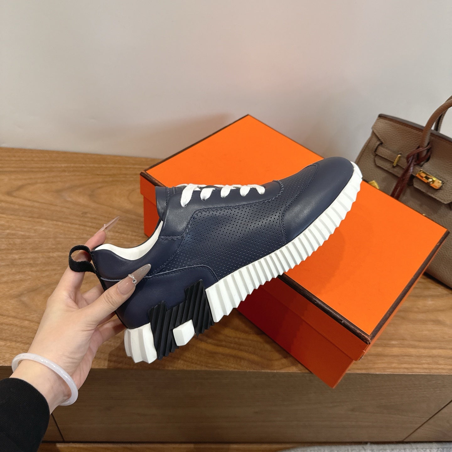 HM 26ss Sneakers Navy Blue Leather 638581