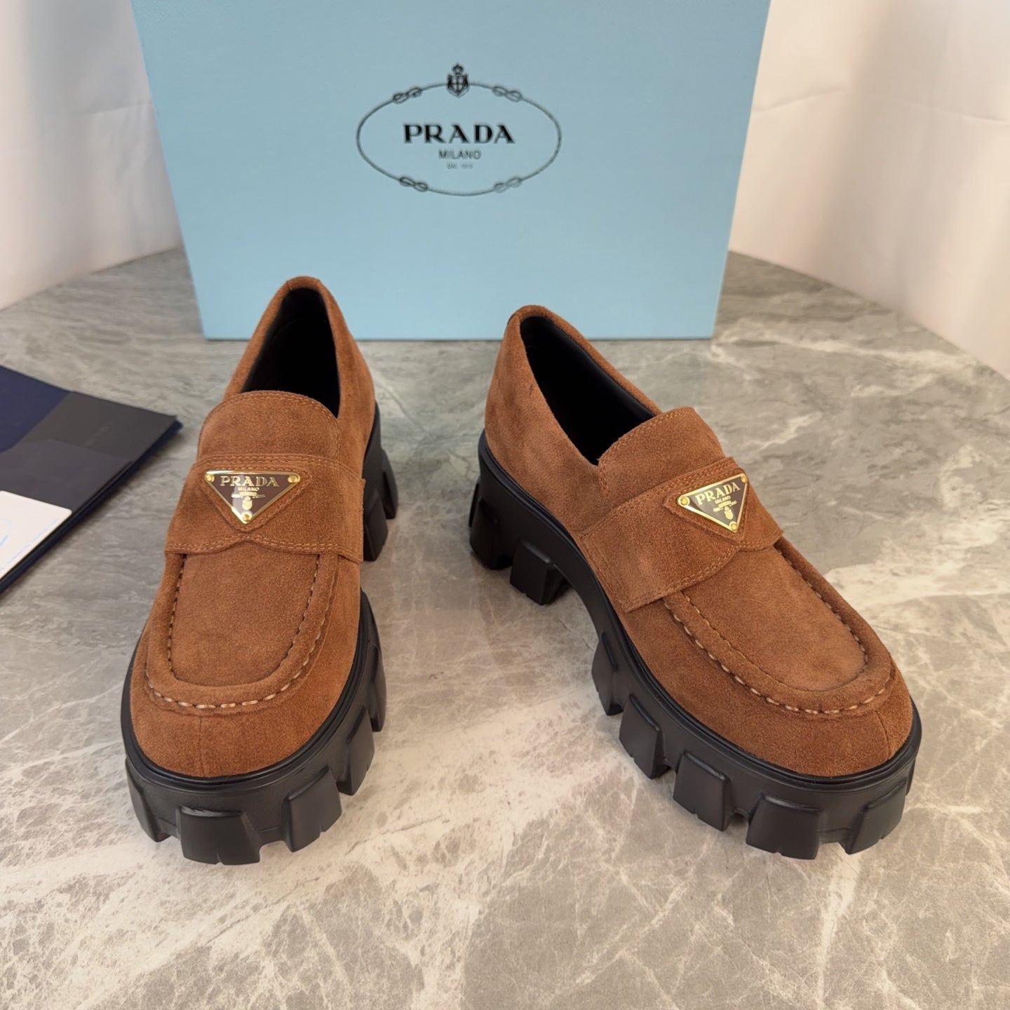 Pra 26s Loafer Tan Brown Suede Leather 635163