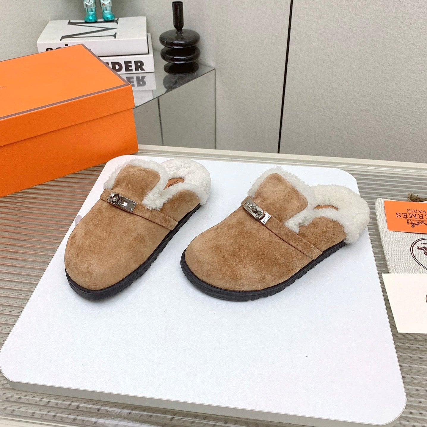 HM Mule 30mm In Light Brown With Fleece And Suede Lining  971394
