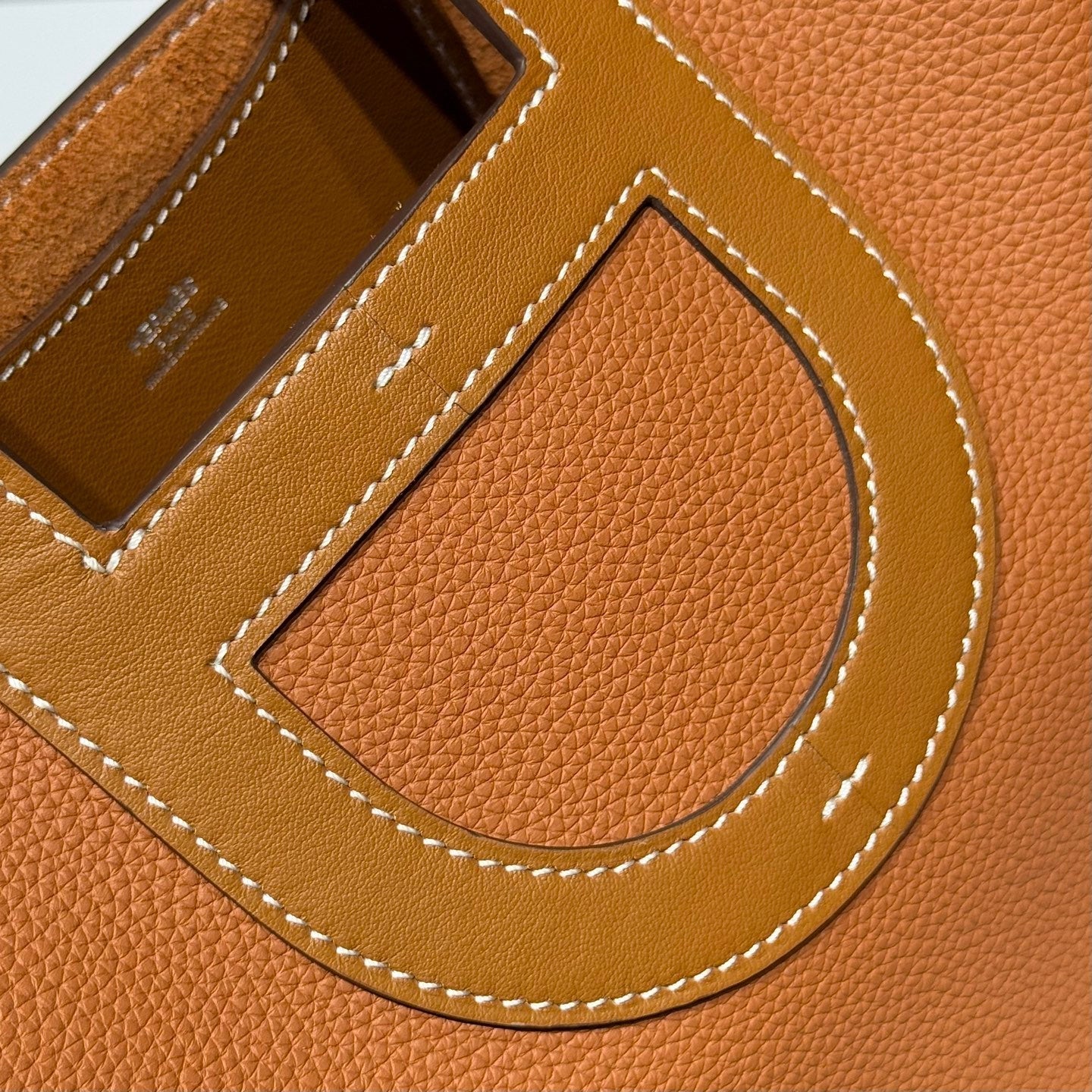 HM In-The-Loop 18cm Bag Tan Brown Taurillon Clemence Leather