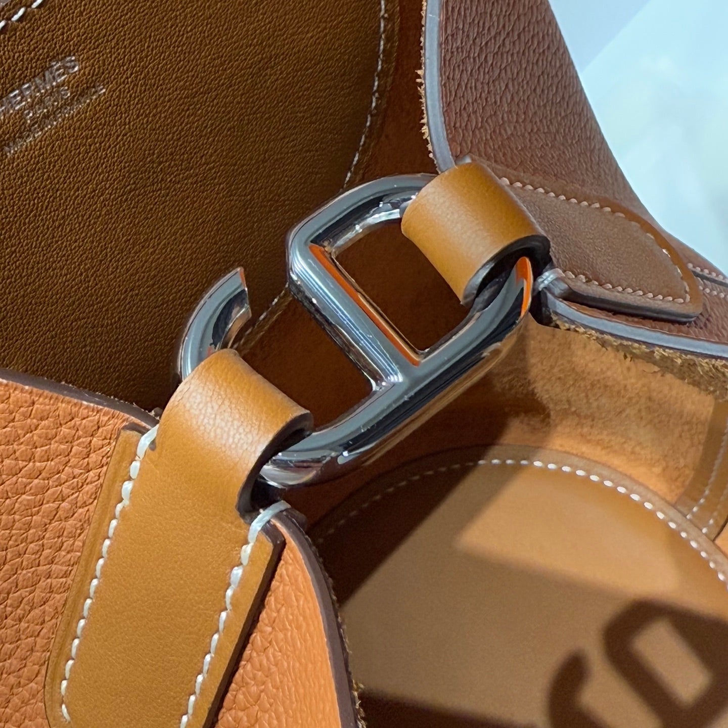 HM In-The-Loop 18cm Bag Tan Brown Taurillon Clemence Leather