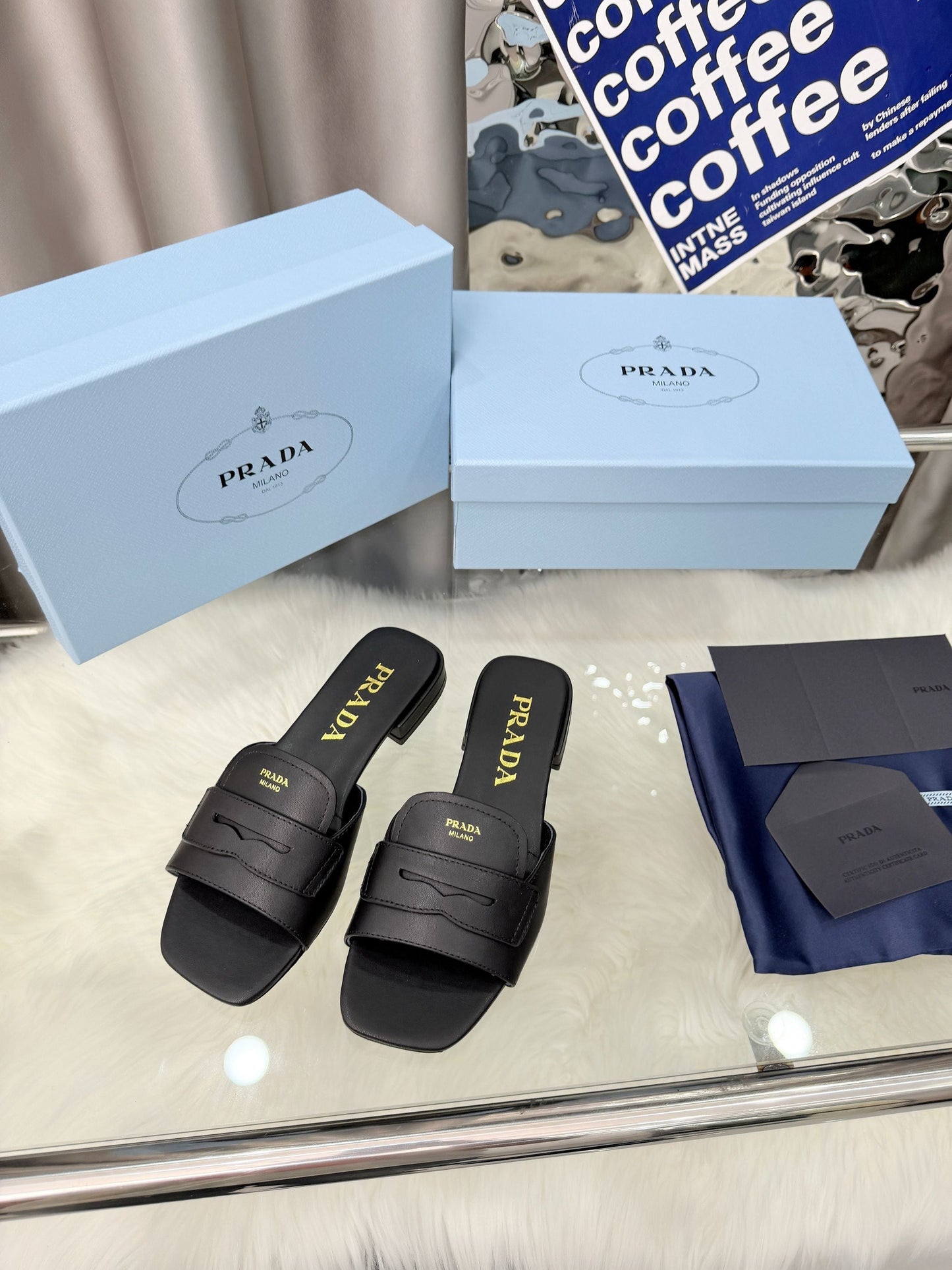 Prada 26SS Sandals 10mm  Black Leather 564171