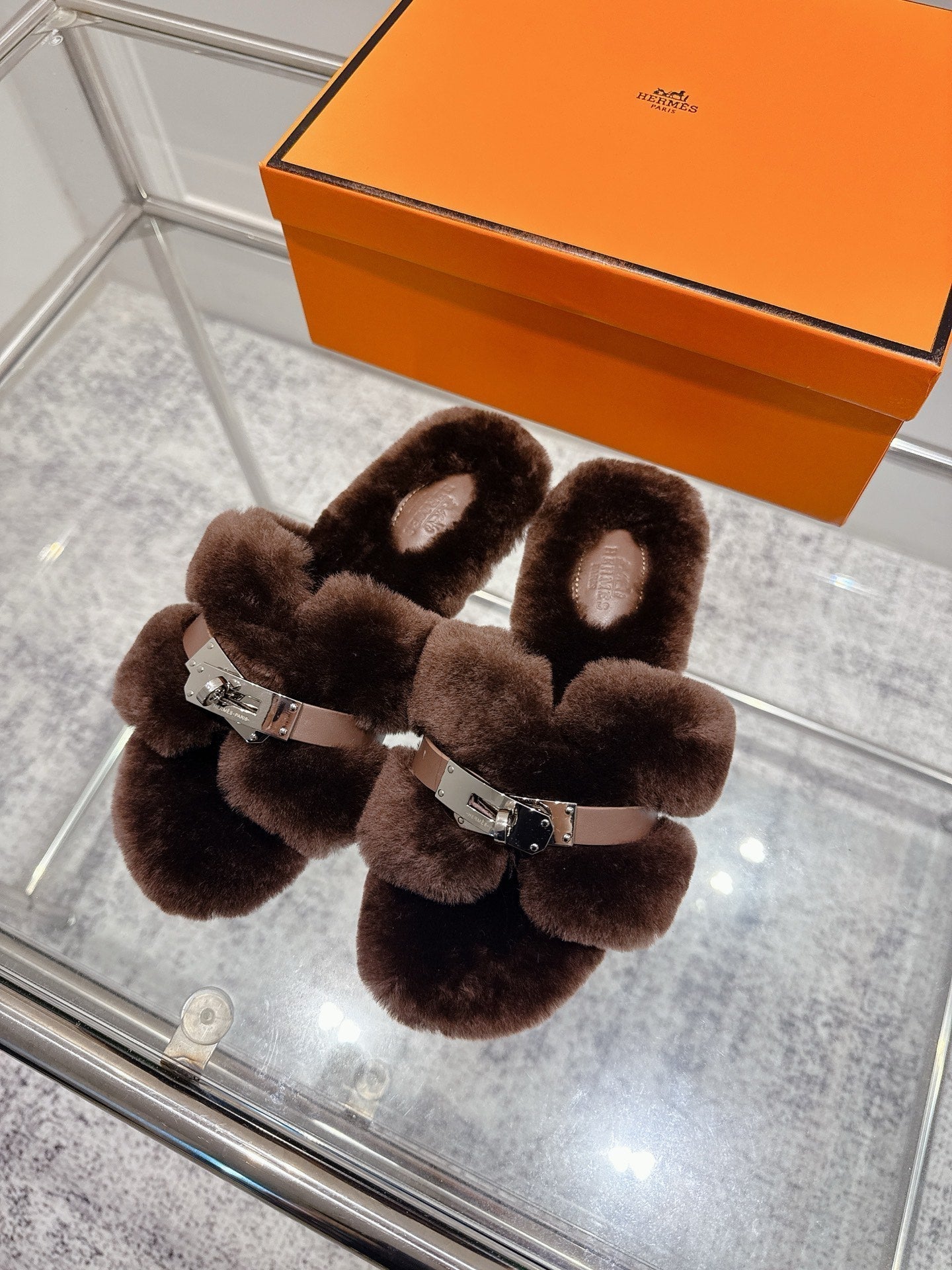 HM Oran slippers sliver buckle dark brown wool