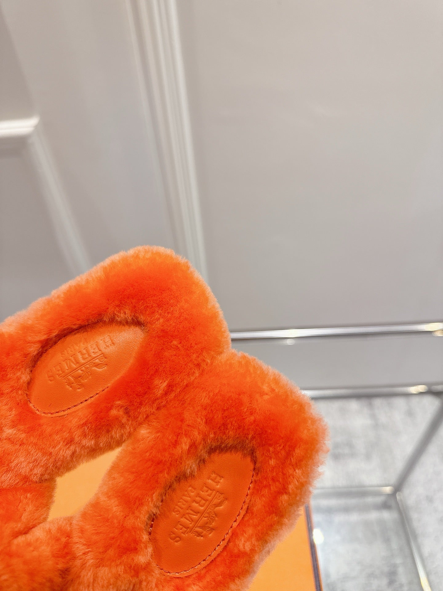HM Oran slippers sliver buckle orange wool