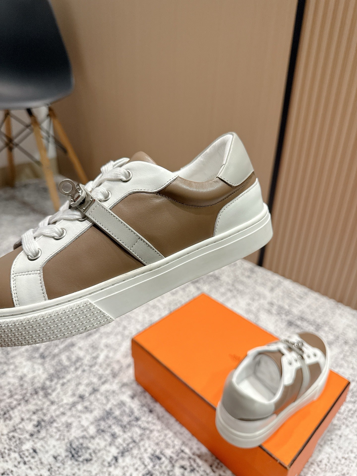 HM Casual Sneakers  Buckle Taupe White Leather