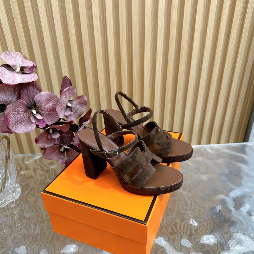 HM Jazz 90 Sandal In Walnut Brown Suede