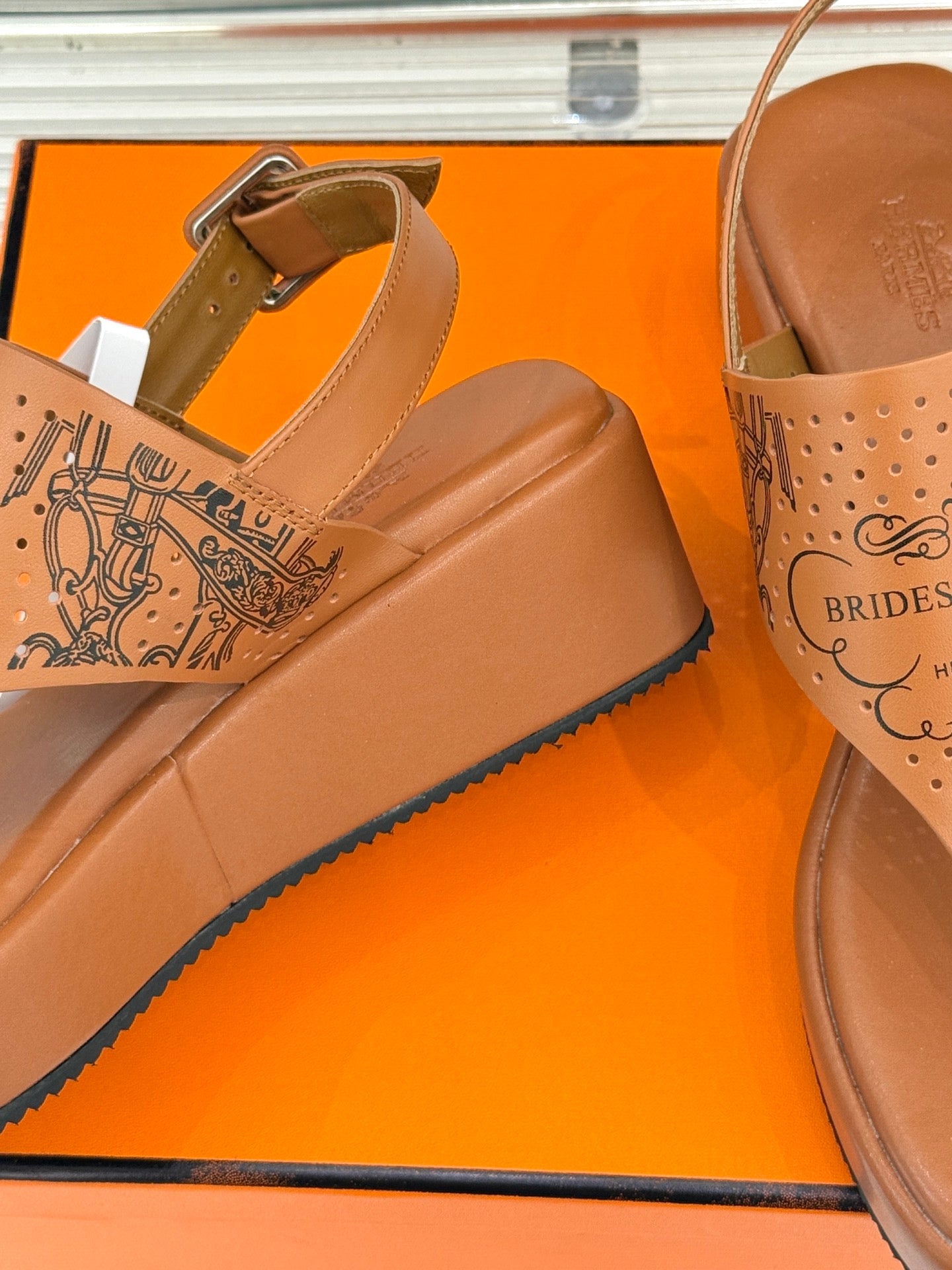 HM 26s Sandales 4.5cm Karima Tan Brown Sheepskin 675647