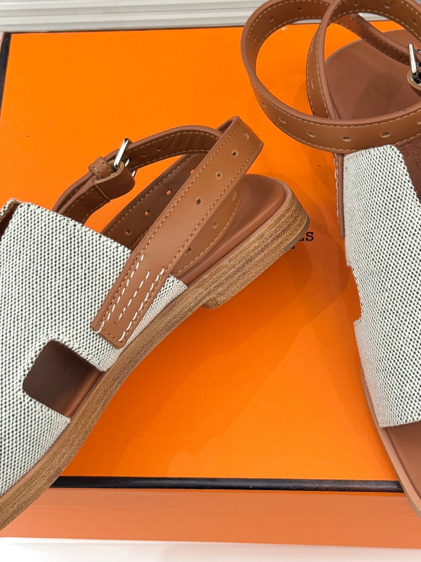 HM Maya Sandal Brown White Leather Canvas 642790