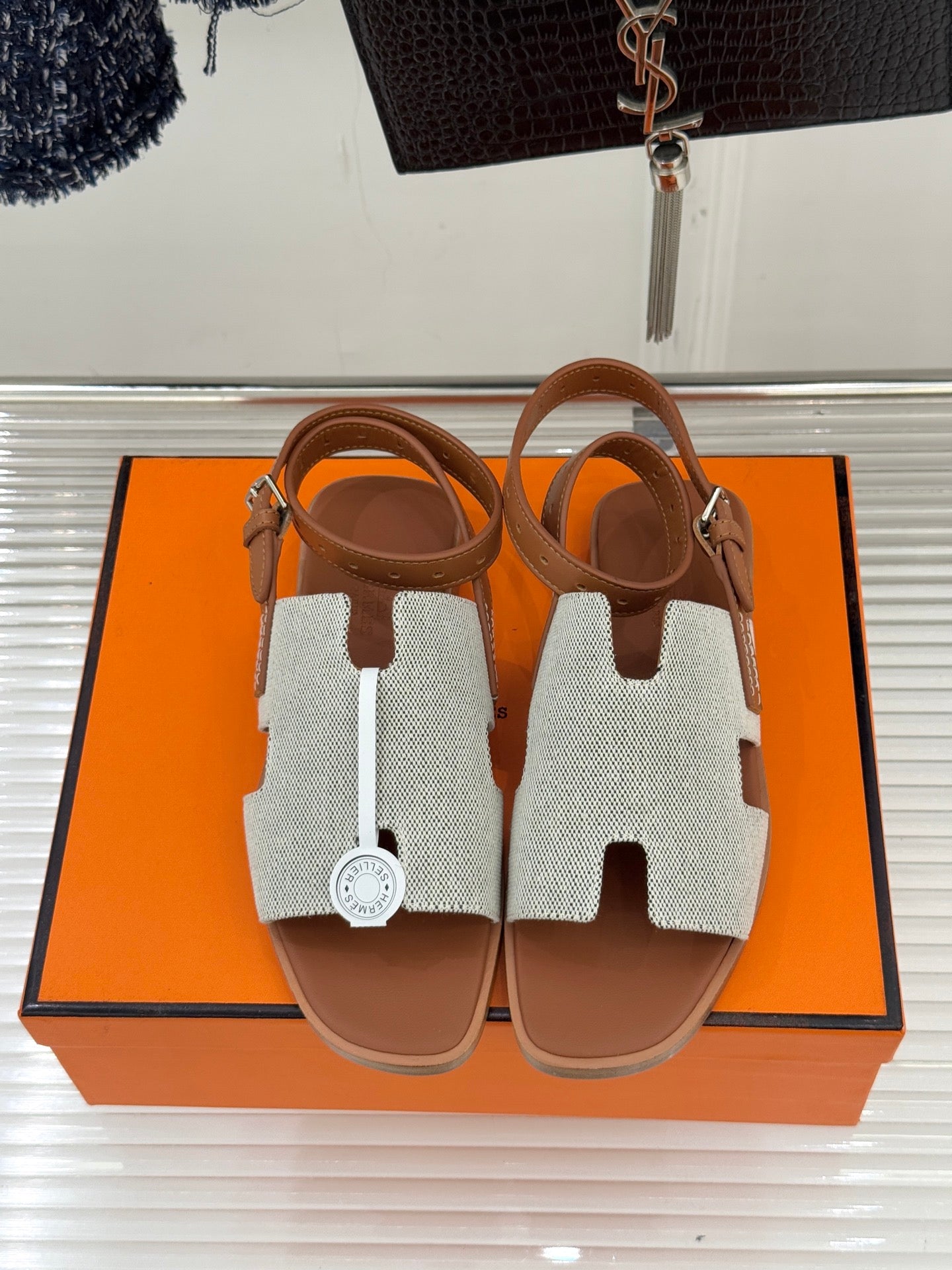HM Maya Sandal Brown White Leather Canvas 642790