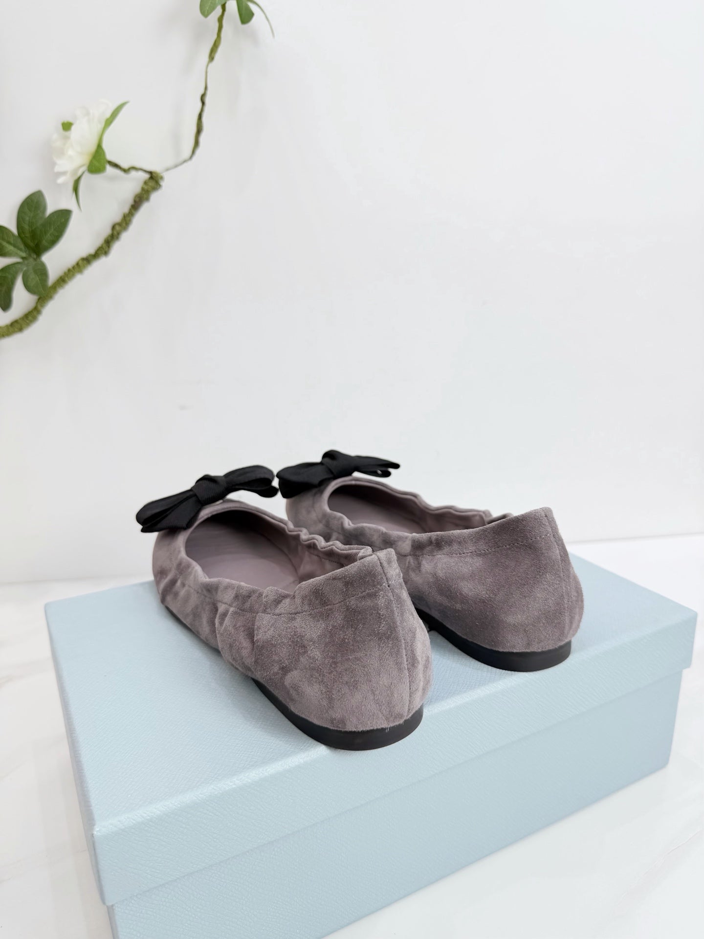PRA 26SS Ballet Flat Gray Suede 592397